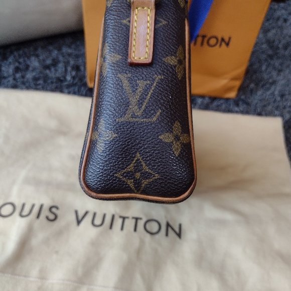 🌹Amazing Rare Louis Vuitton Recital - Picture 8 of 15